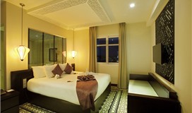 Junior Suite hướng sông